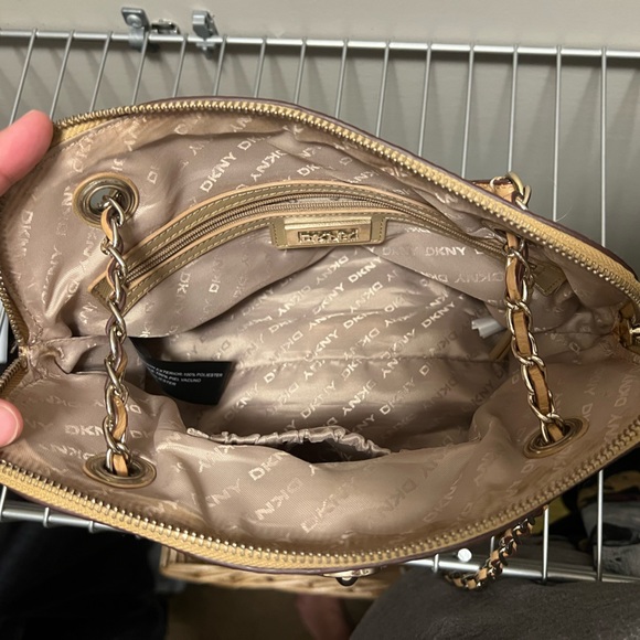 DKNY Logo Shoulder or Crossbody Bag - Picture 3 of 4